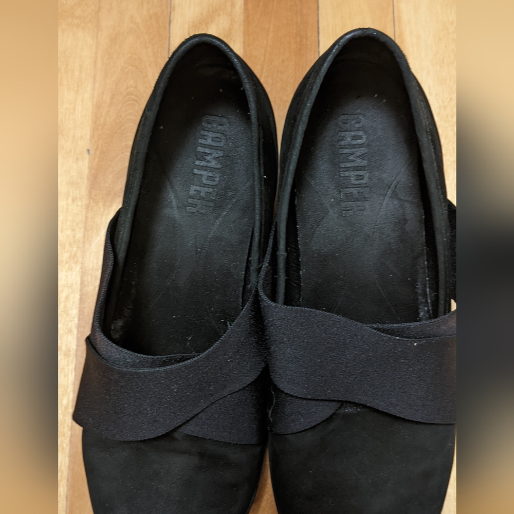 Women's Camper Black Slip-On Low Block Heel Loafers - Picture 9 of 9